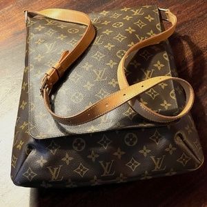 RARE DISCONTINUED Louis Vuitton Musette Salsa Handbag Monogram Canvas GM